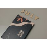 Booklet custom dengan desain elegan hasil cetakan MK Print, cocok untuk kalender tahunan atau katalog bisnis profesional