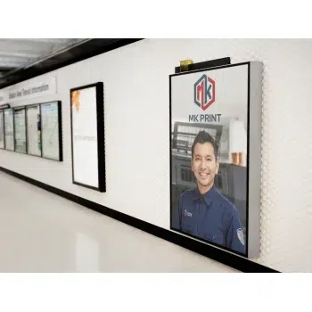 Backlight Advertising hasil cetak MK Print dengan desain yang elegan dan menarik